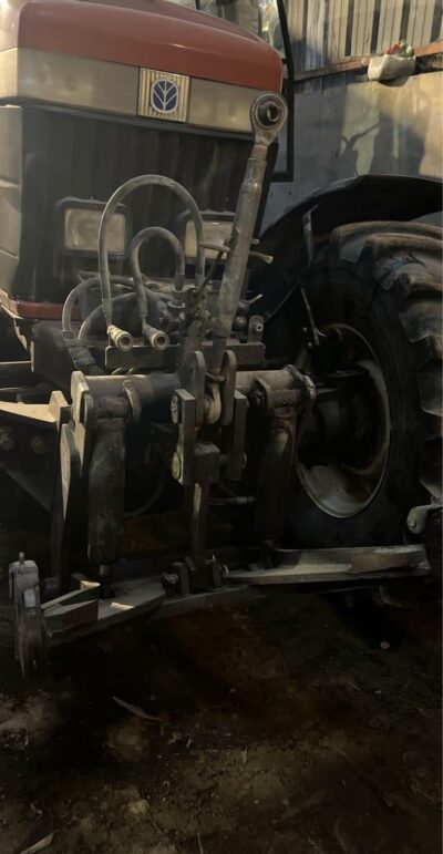 New Holland G210