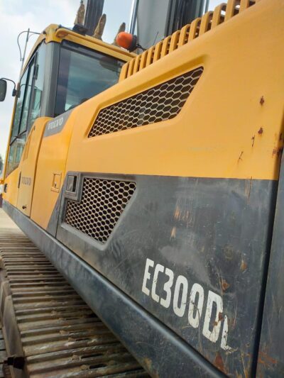 Excavator Volvo EC 300