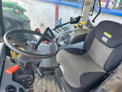 New Holland T6070