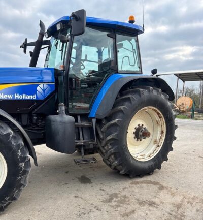 New Holland TM175