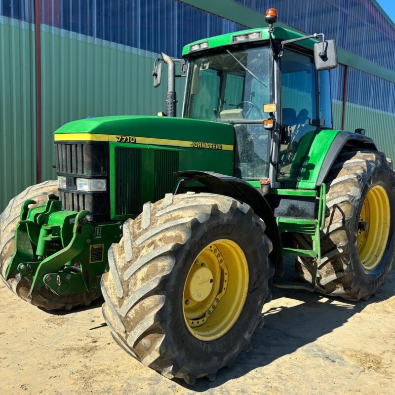 جون دير 7710