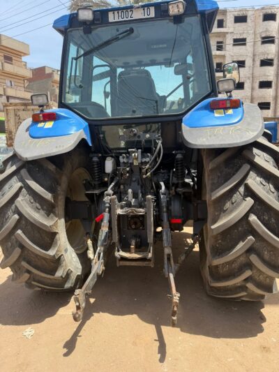 New Holland TM165
