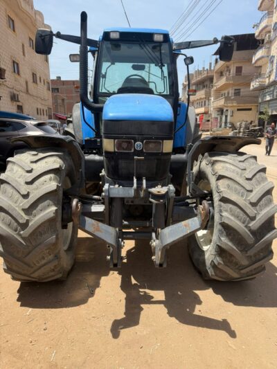New Holland TM165