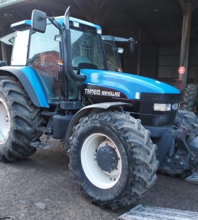 New Holland TM165