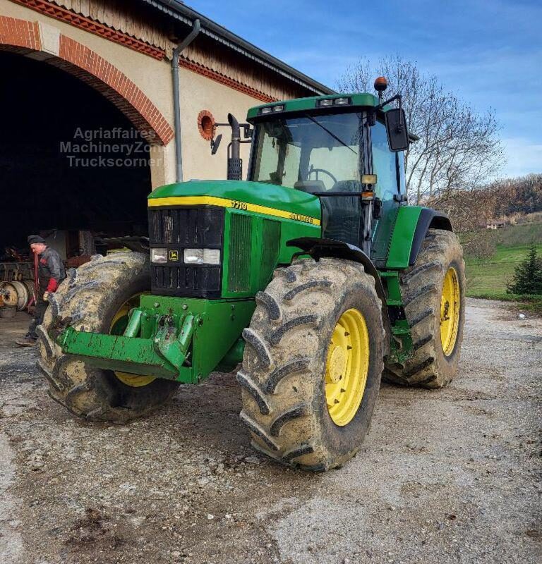 John Deere 7710