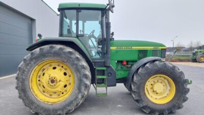 John Deere 7710