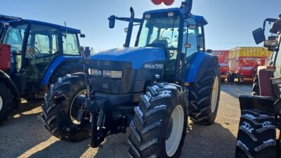 New Holland TM165