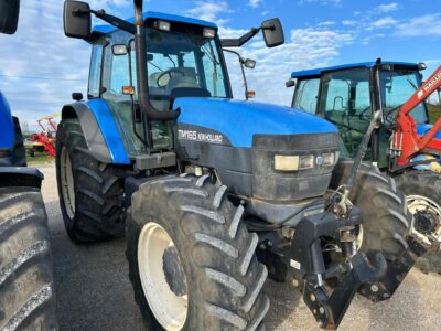 New Holland TM165