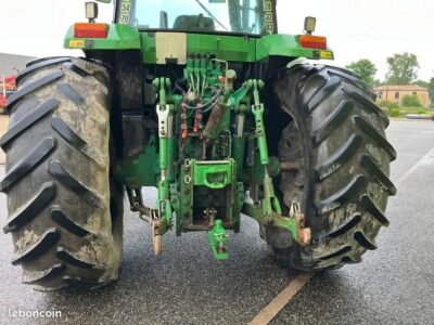 John Deere 7600