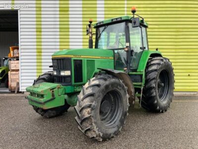 John Deere 7600