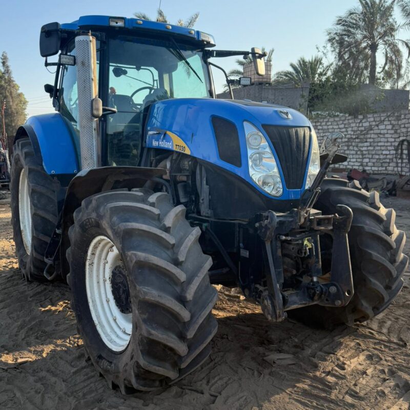 نيو هولاند T7030