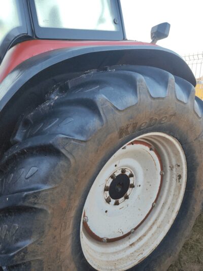 نيو هولاند M160