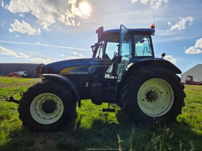 New Holland TM190
