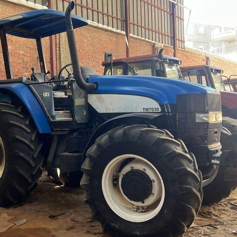 نيو هولاند T7030