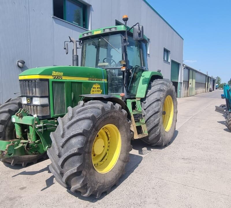 جون دير 7710